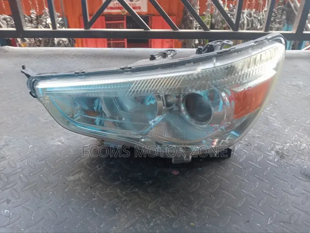 Mitsubishi RVR 2013 Headlight - 1