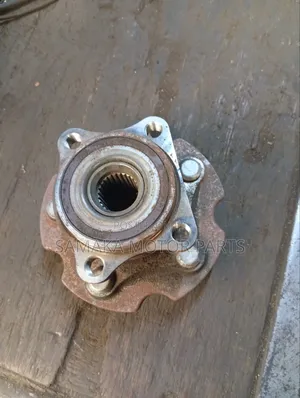 Toyota Vanguard Rear Hub