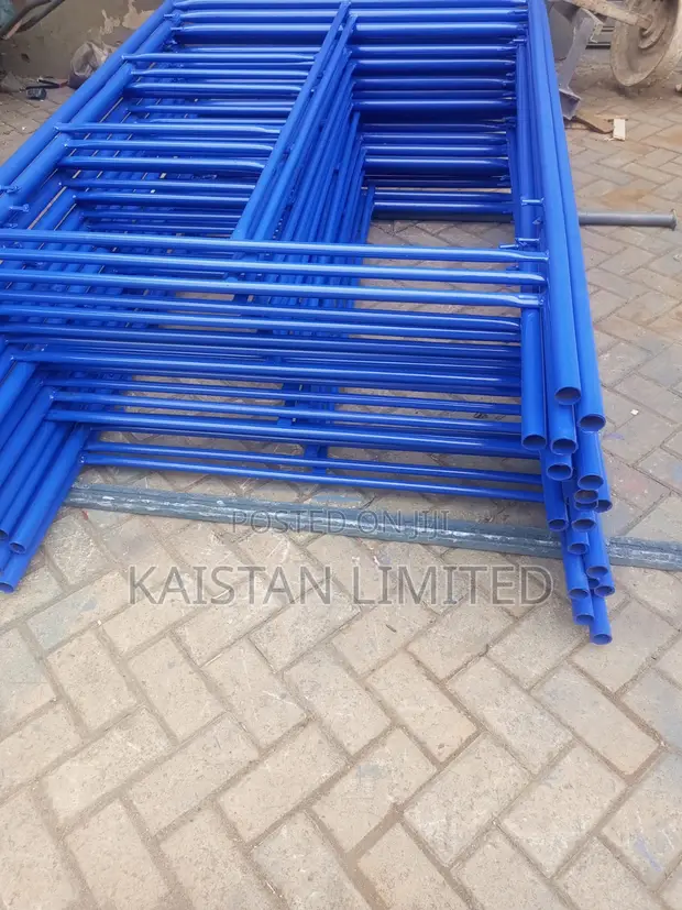 Scaffolding Ladder / Construction Set 2M (H Frame) - 1