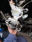 Nissan X-Trail NT31 Engine Mounting (Used) - 1