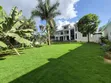 Nyumba Kubwa ya Kifahari (Mansion) ya Vyumba 5 Runda Inauzwa - 1