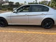 BMW 320i Sedan RWD 2009 Nyeupe - 4