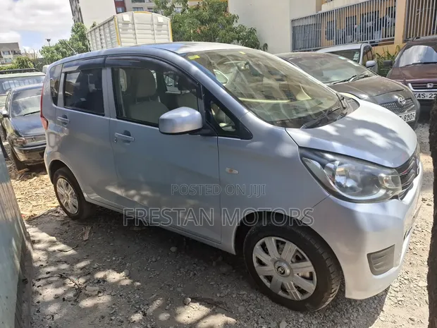 Mitsubishi EK Wagon 2015 Nyeupe - 1