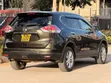 Nissan X-Trail 2015 Nyeusi - 3