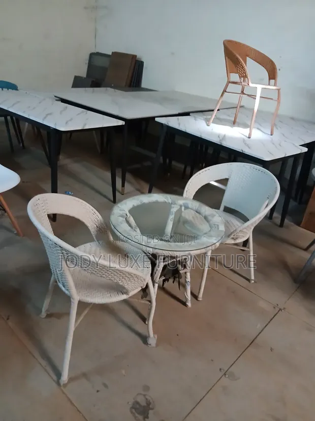 White 2-Seater Rattan Bistro Set - 1