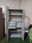 Kabati la Metali la Nguo lenye Rafu - 1