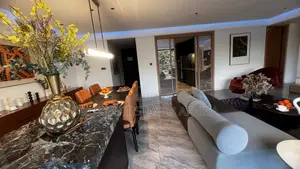 Apartment ya Vyumba 4 Inauzwa Westlands
