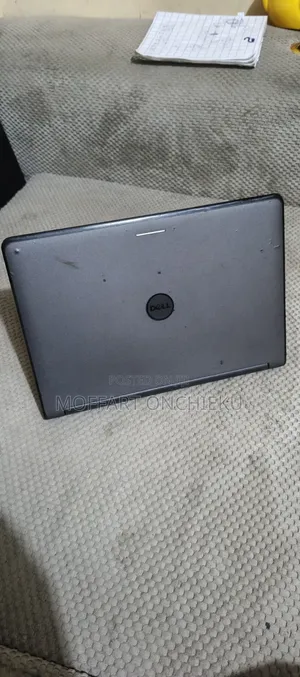 Laptop Dell Latitude 3190 4GB RAM 500GB HDD