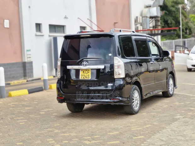 Toyota Voxy 2008 Black - 1