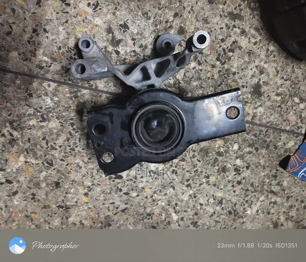 Mlima wa Injini ya Nissan Serena/X-Trail (Uliotumika) - 1
