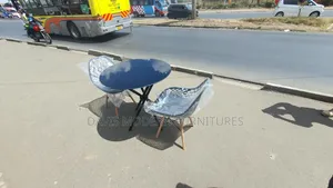 Black Glass Top Bistro Table with Mesh Chairs (2-Seater)