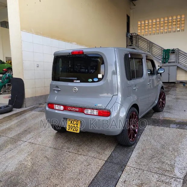 Nissan Cube S 2013 Kijivu - 1