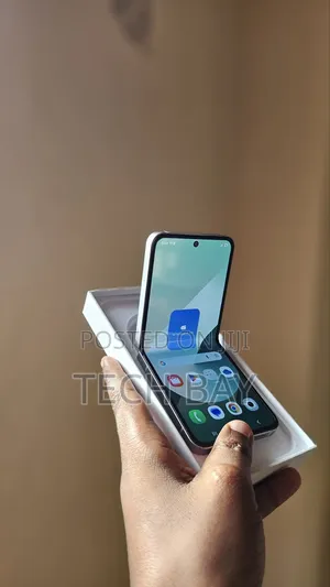 Samsung Galaxy Z Flip5 256GB Green