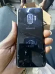 Samsung Galaxy S9 64GB Nyeusi (Iliyo tumika, Imevunjika) - 4