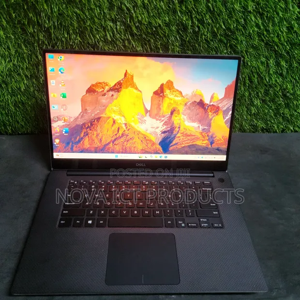 Dell XPS 15 7590 Laptop - Core i7, 16GB RAM, 1TB SSD - 1