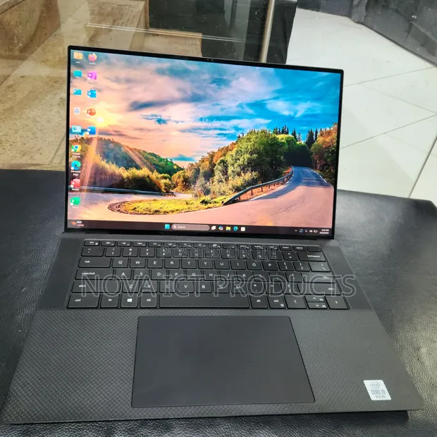 Laptopi ya Dell Precision 5550 - Core i9, 32GB RAM, 512GB SSD - 1
