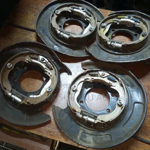 Subaru Forester SH5, Impreza N14 Vipande vya Handbrake vya Nyuma