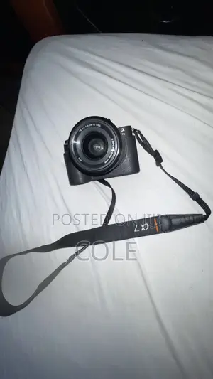 Sony Alpha A7 II Mirrorless Camera with 28-70mm Lens