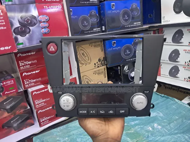 Subaru Legacy/Outback 2005-2009 Double Din Console - 1