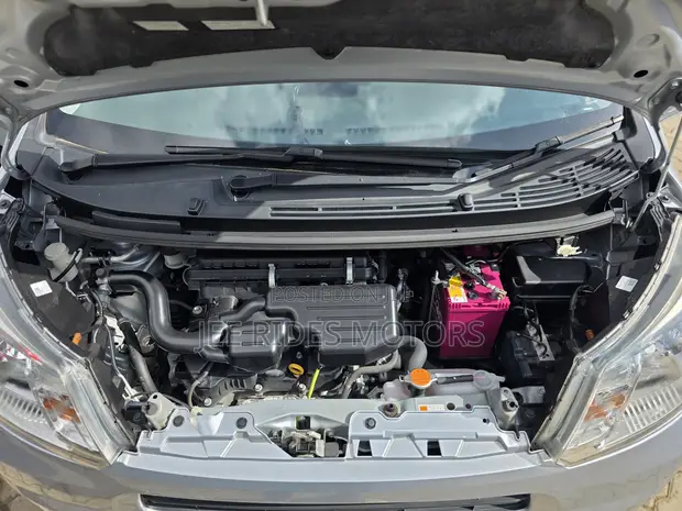 Daihatsu Move 2019 Silver - 1