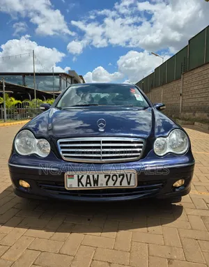 Mercedes-Benz C200 2006 Blue