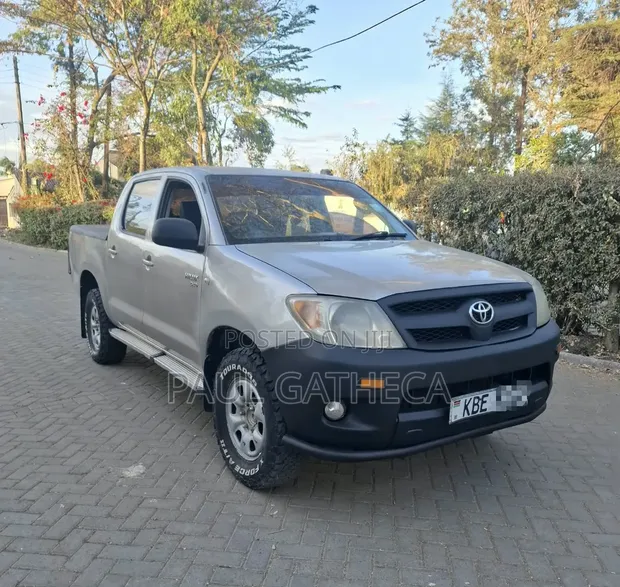 Toyota Hilux Double Cab 2008 - 1