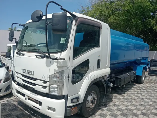 Lori la Maji la Isuzu Forward 10,000L la 2018 - 1