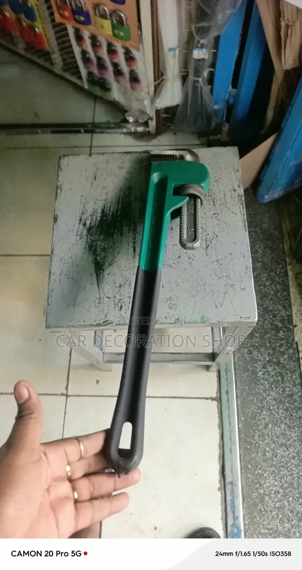 24" Heavy Duty Pipe Wrench (Brand New) - 1