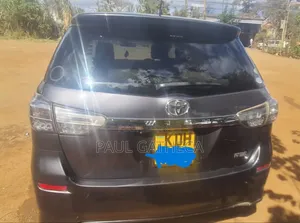 Toyota Wish 2016 Black