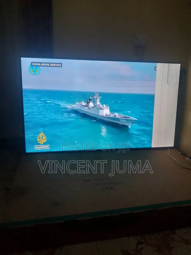 Samsung 55" 4K Smart TV (UA55CU8000) - Skrini Imevunjika - 1