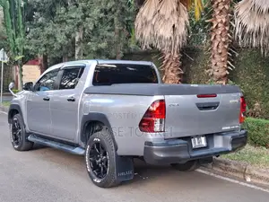 Toyota Hilux Revo Double Cab 2.8 Diesel AWD 2019 Silver