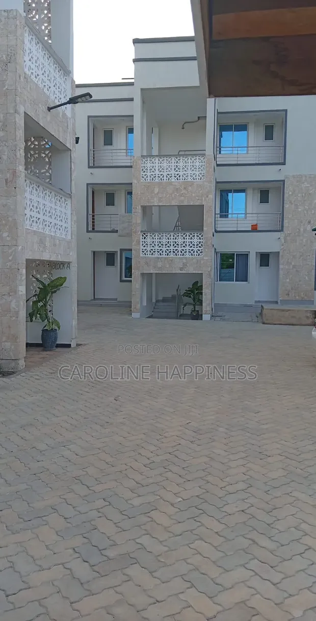 Diani Beach 2-Bedroom Apartment for Short Let - 1