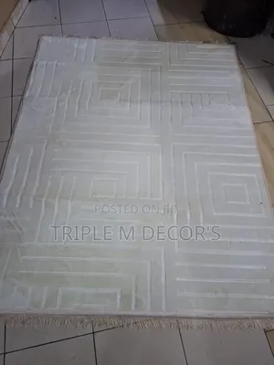 5x8 American Carpet - Mpya Kabisa