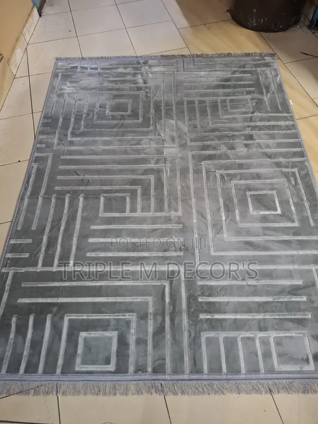 Premium American Print Carpet 5x8 - 1