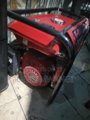 Gasoline Generator 4.6 kVA Used