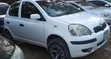 Toyota Vitz 2005 Nyeupe - 1