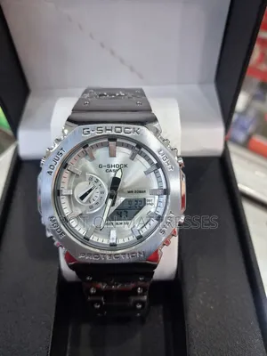 Casio G-Shock Watch - Analogi na Dijitali