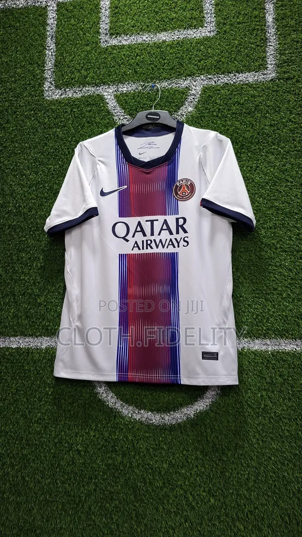 Paris Saint-Germain (PSG) Away Kit 26/27 - 1