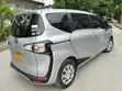 Toyota Sienta 2016 Silver - 5