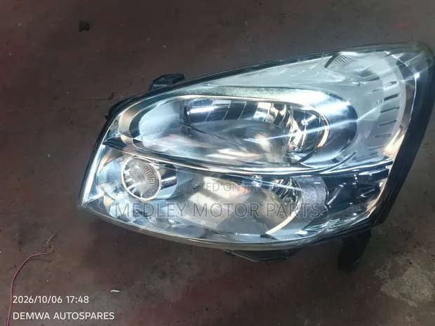 Vitu vya Mwangaza vya Nissan Lafesta - 1