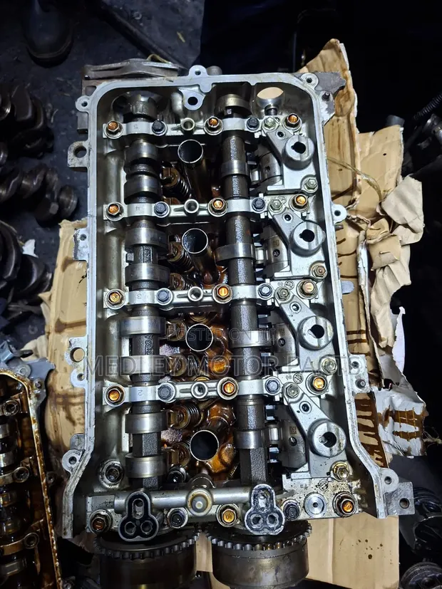 Toyota Noah 3ZR/2ZR Valvematic Cylinder Heads (Ex-Japan) - 1