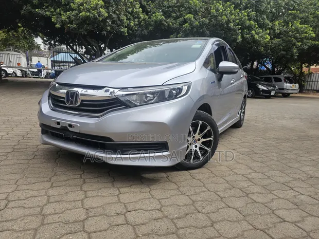 Honda Fit Shuttle 2019 Hybrid - 1