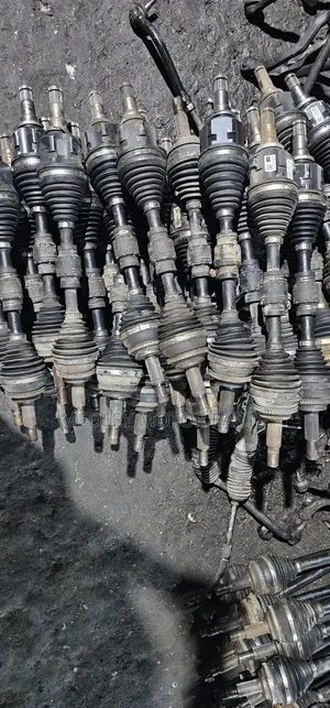 Toyota Axio 2ZR Driveshafts - Ex Japan