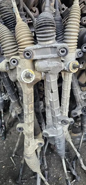 Toyota NZE/Allex 17-Bolt Steering Rack