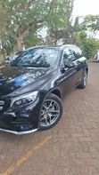 Mercedes-Benz GLC 200 2017 Nyeusi - 3