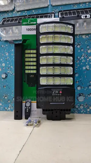 New Model RC 1000W Solar Street Light