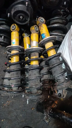 Subaru Legacy BH5/BP5 Rear Shock Absorbers (Zilizotumika)