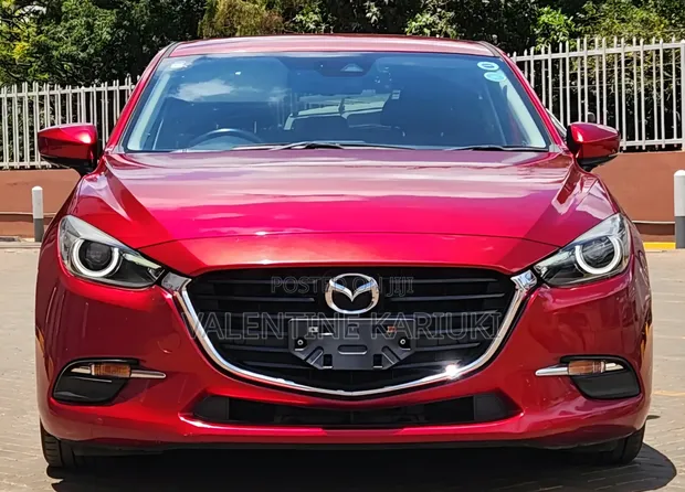 Mazda Axela 2019 Nyekundu - 1