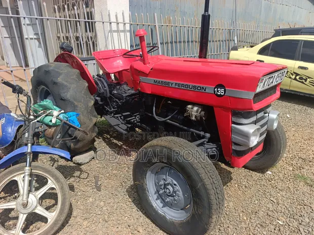Massey Ferguson 135 Tractor - 1