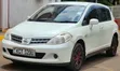 Nissan Tiida 2011 Nyeupe - 2